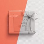 موکاپ جعبه هدیه Wrapped Gift Box and Envelope Mockup